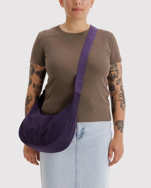 Medium Nylon Crescent Bag - Fig - Material: heavyweight-nylon